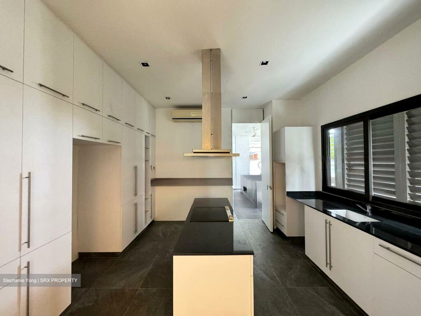 Coronation Road West (D10), Detached #448187771